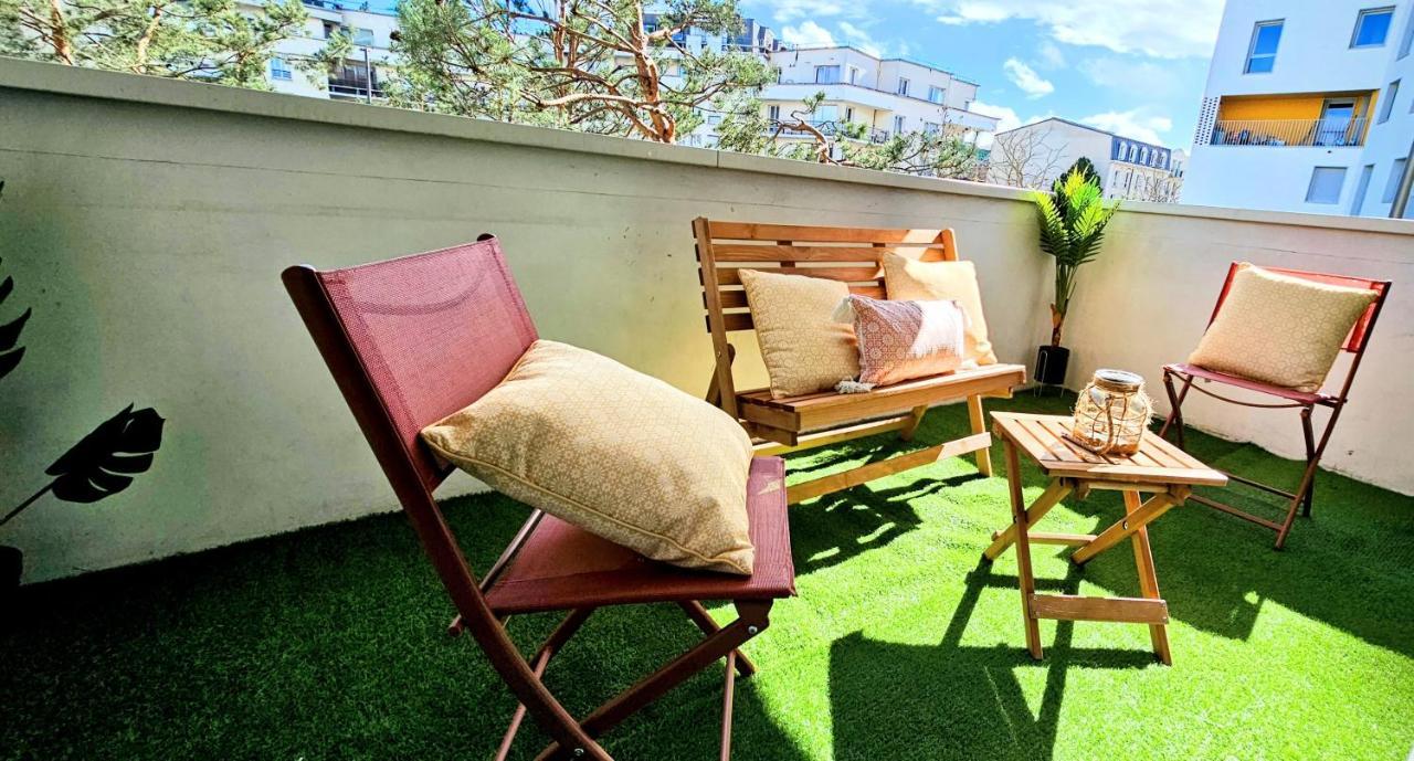 Apartamento L'Evasion, Cergy, Downtown, 6 Pers, 2 Min Rer A, 2 Places De Parking Privatives, Netflix Et Beinsports Exterior foto